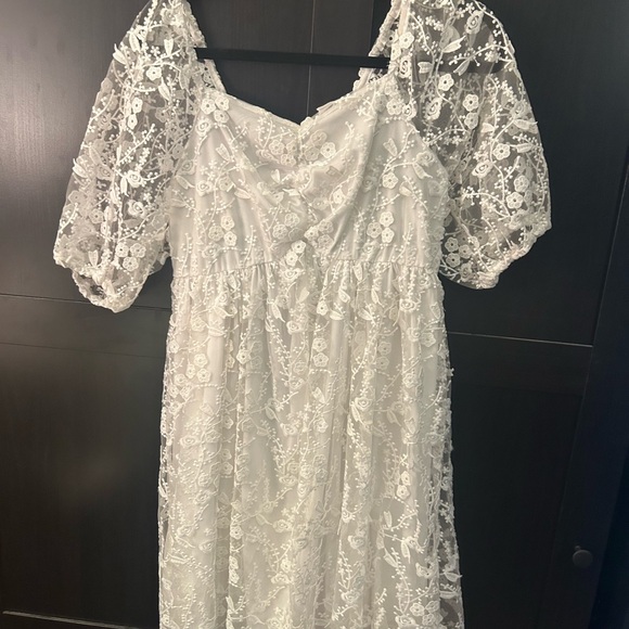 ARULA Dresses & Skirts - ARULA White Puff Sleeve Wedding Gown Knee Length